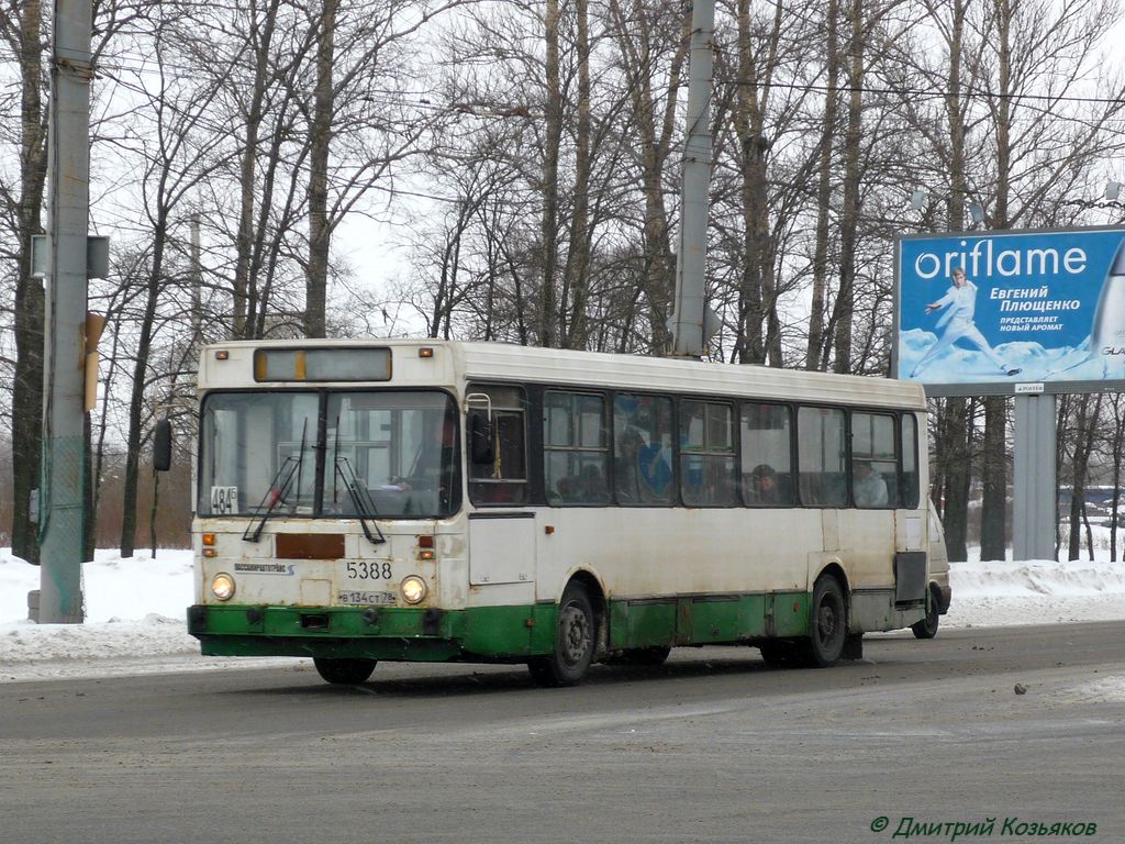 Санкт-Петербург, ЛиАЗ-5256.25 № 5388