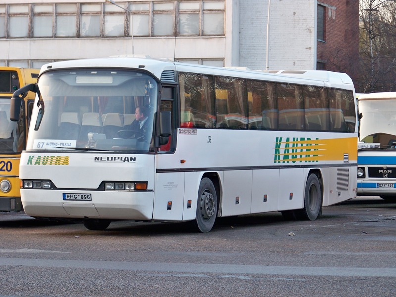 Литва, Neoplan N316Ü Transliner № 138