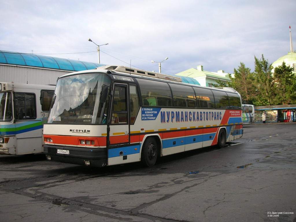 Мурманская область, Neoplan N216Ü Jetliner № У 010 ВА 51