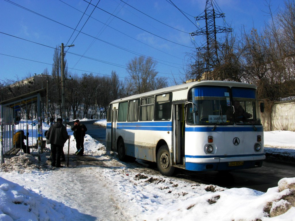 Киев, ЛАЗ-695Н № 2586