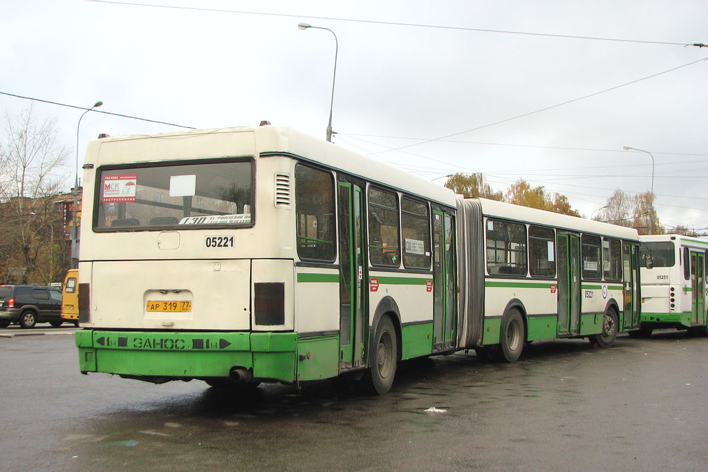 Москва, Ikarus 435.17 № 05221