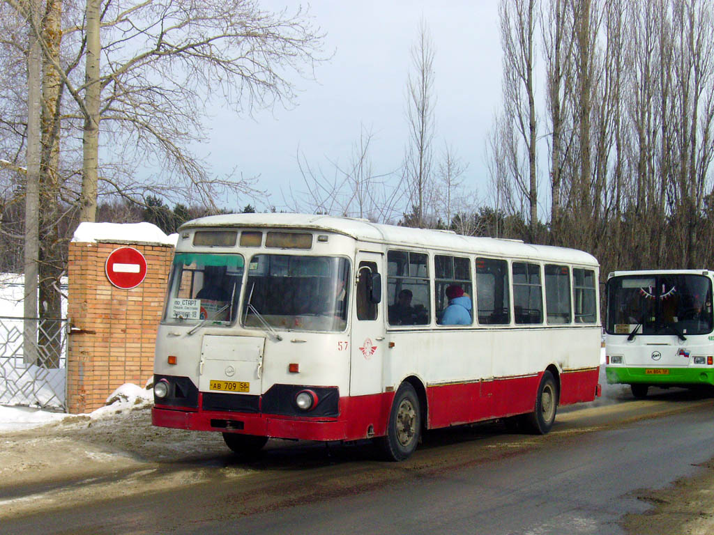 Пензенская область, ЛиАЗ-677М № 57