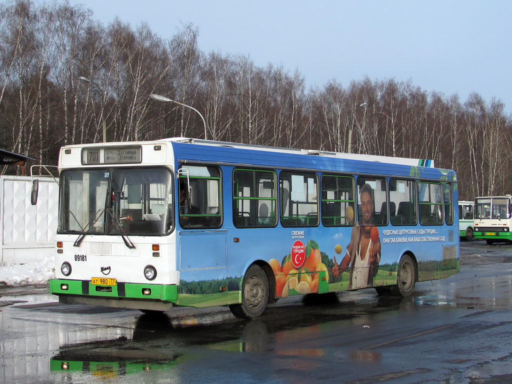 Moskau, LiAZ-5256.25 Nr. 09181