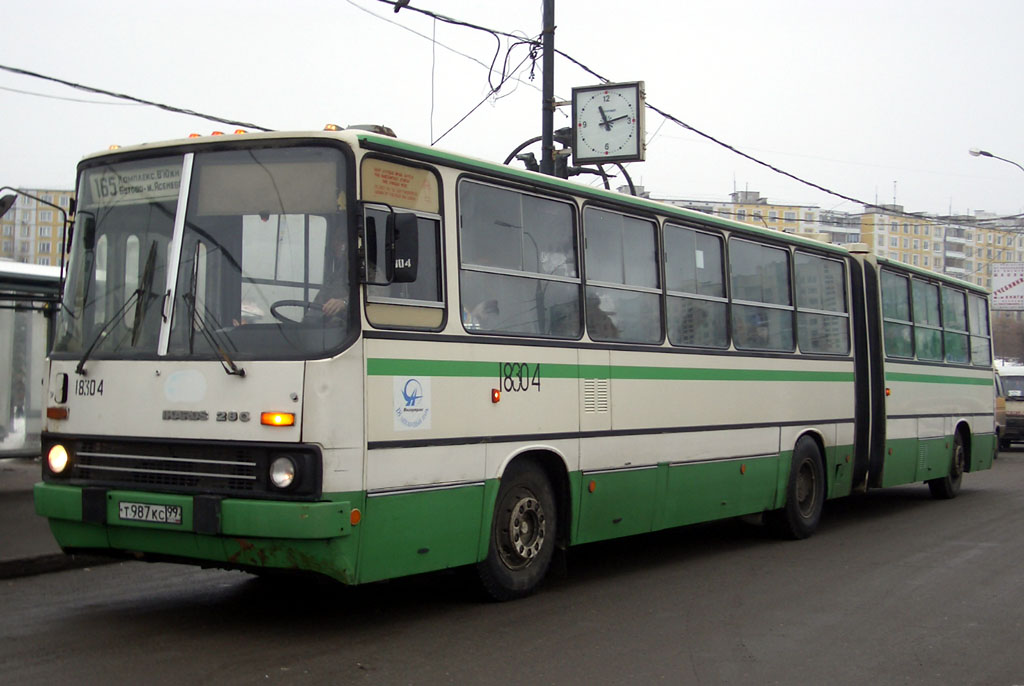 Москва, Ikarus 280.33M № 18304