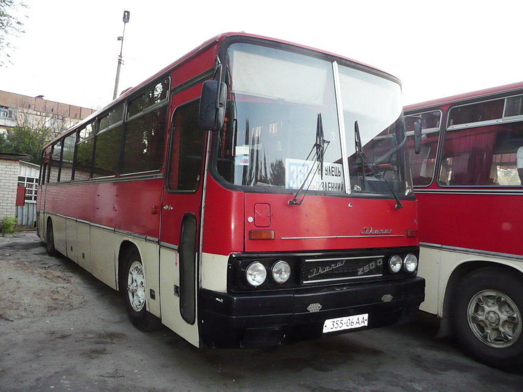 Dnepropetrovsk region, Ikarus 250.93 # 6314