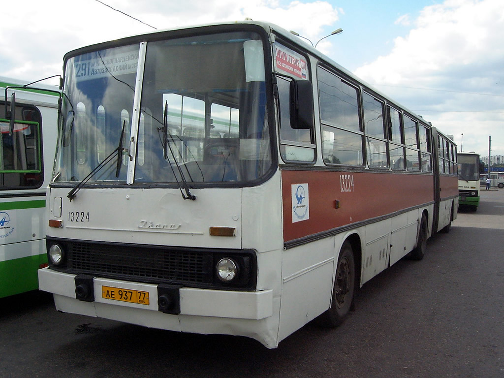 Moskwa, Ikarus 280.33 Nr 13224