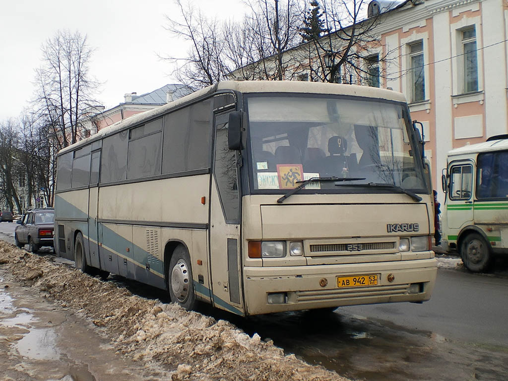 Новгородская область, Ikarus 253.52 № АВ 942 53