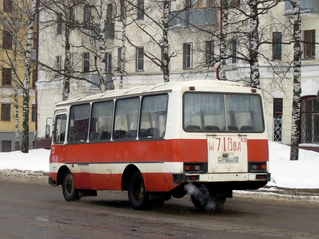 Кировская область, ПАЗ-3205 (00) № М 718 ВА 43