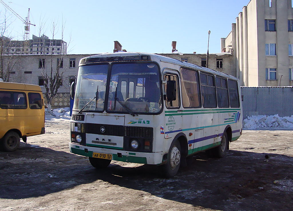 Нижегородская область, ПАЗ-3205-110 № АВ 010 52