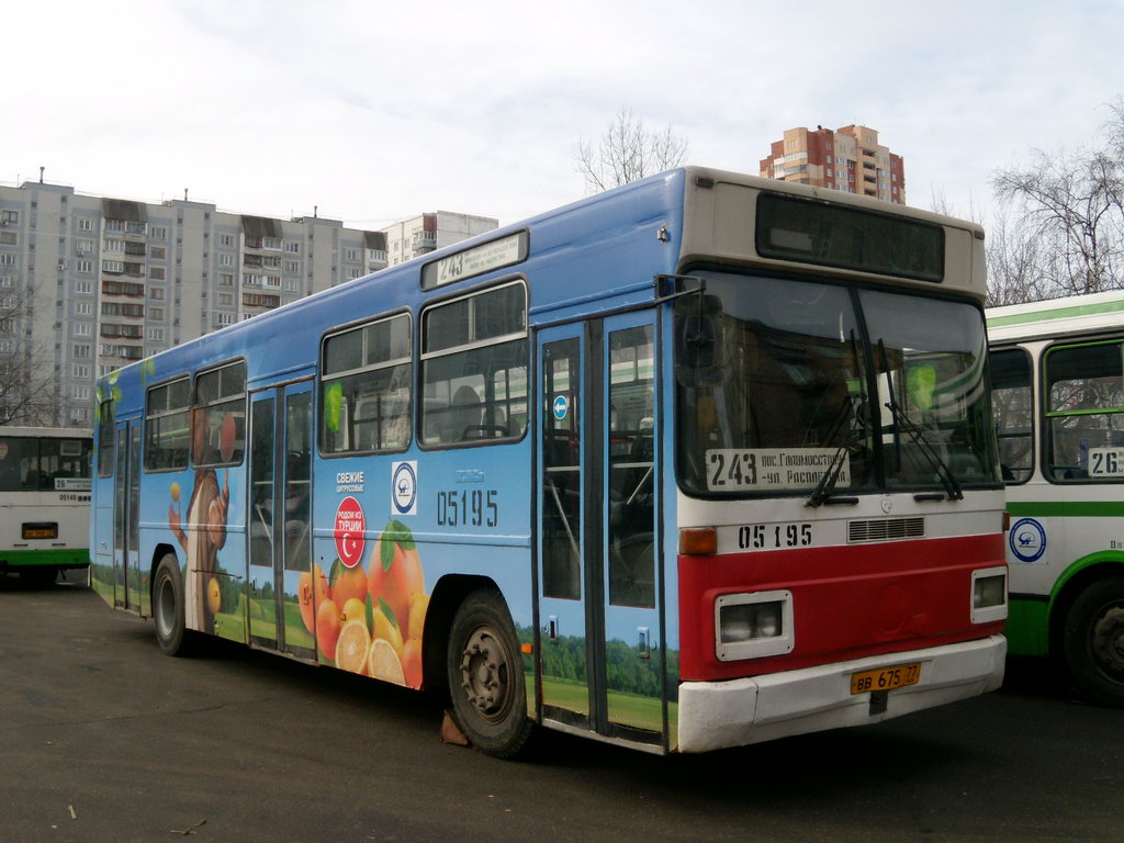 Москва, Mercedes-Benz O325 № 05195