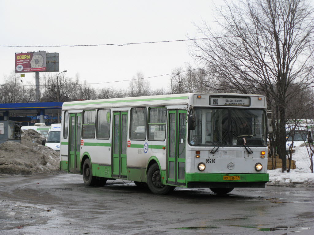 Москва, ЛиАЗ-5256.25 № 08210