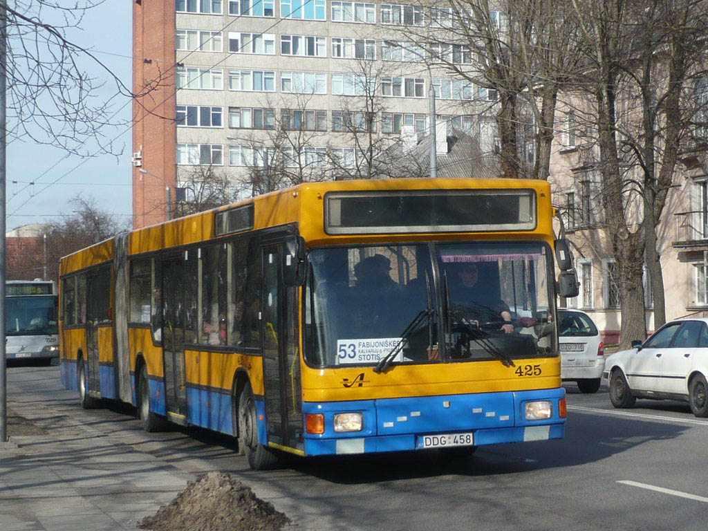 Литва, MAN A11 NG272 № 425