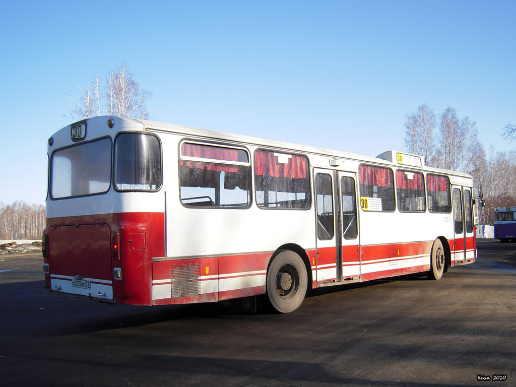 Tumen region, Mercedes-Benz O305 # Х 523 ВС 72