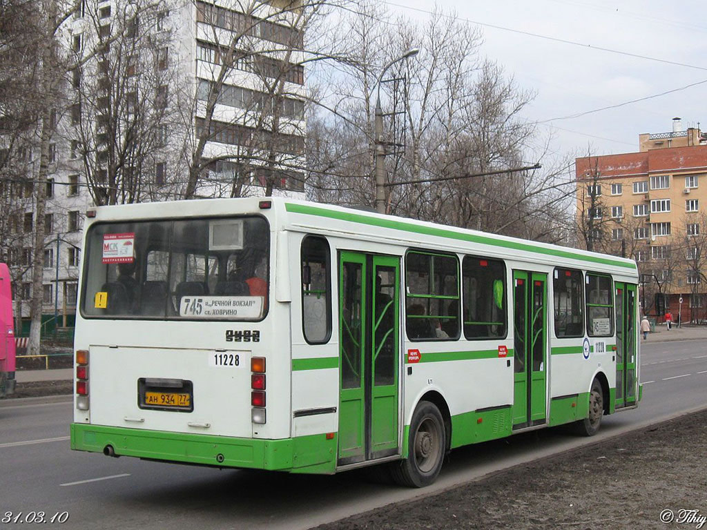 Москва, ЛиАЗ-5256.25 № 11228