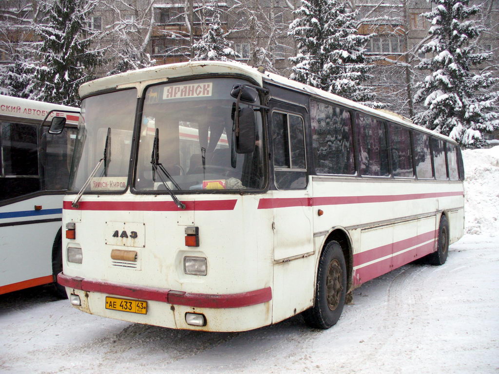 Kirov region, LAZ-699R # АЕ 433 43