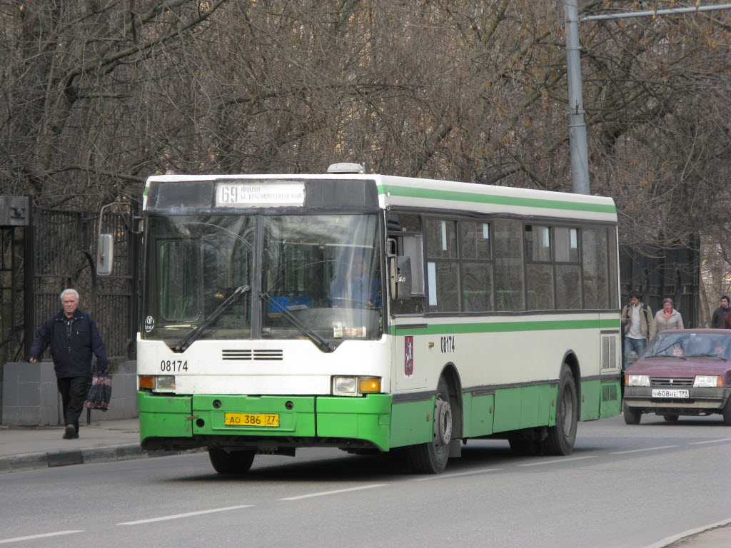 Москва, Ikarus 415.33 № 08174