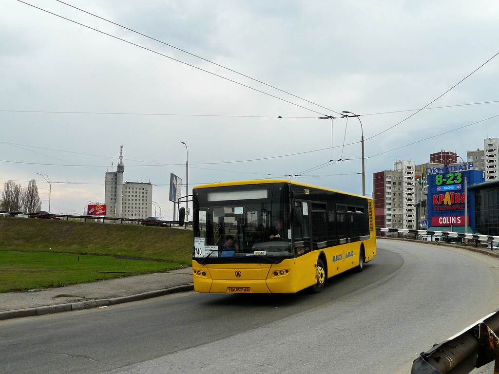 Киев, ЛАЗ A183D1 № 7136