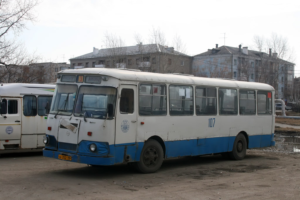 Kurgan region, LiAZ-677M (ToAZ) Nr. 107