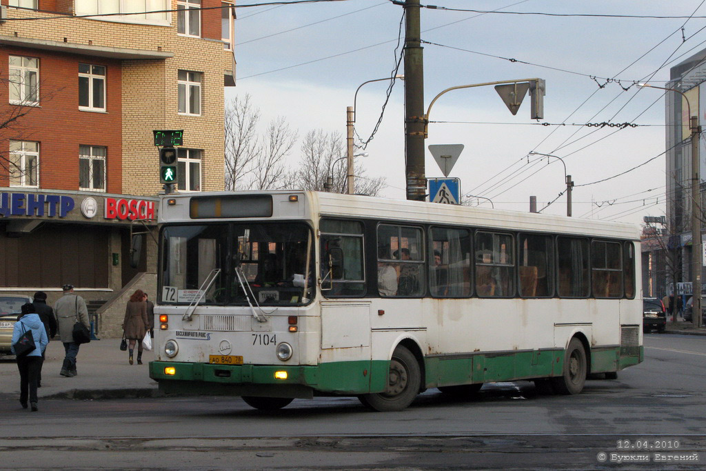 Санкт-Петербург, ЛиАЗ-5256.00-11 № 7104