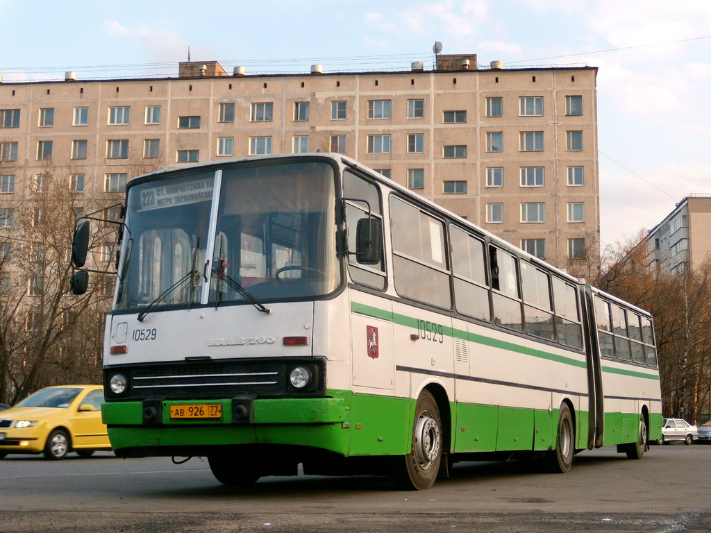 Moskva, Ikarus 280.33M č. 10529