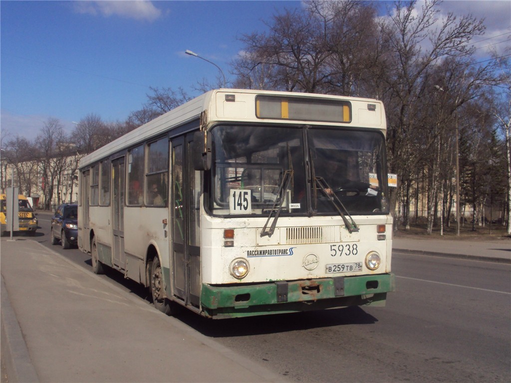 Sankt Petersburg, LiAZ-5256.25 Nr 5938