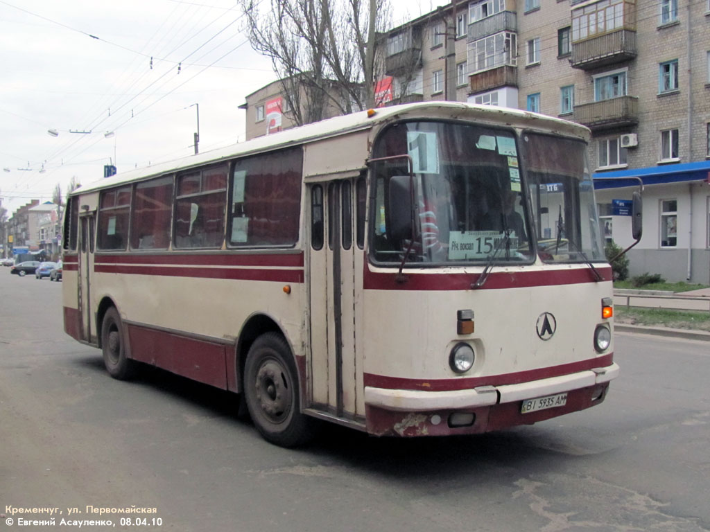 Poltava region, LAZ-695N № BI 5935 AM