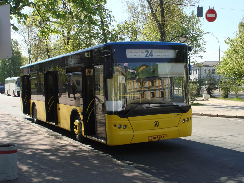 Киев, ЛАЗ A183D1 № 7121
