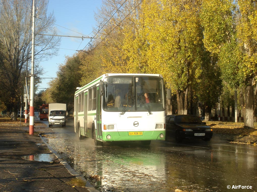 Саратовская область, ЛиАЗ-5256.45 № АТ 928 64