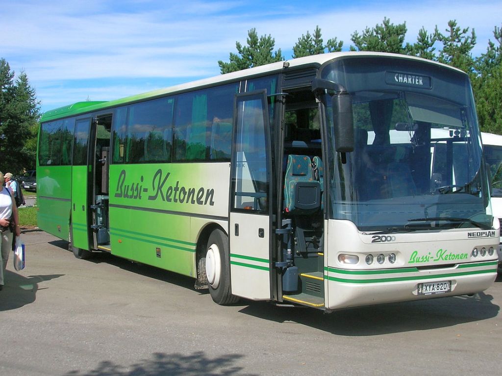 Финляндия, Neoplan N316K Euroliner № 1