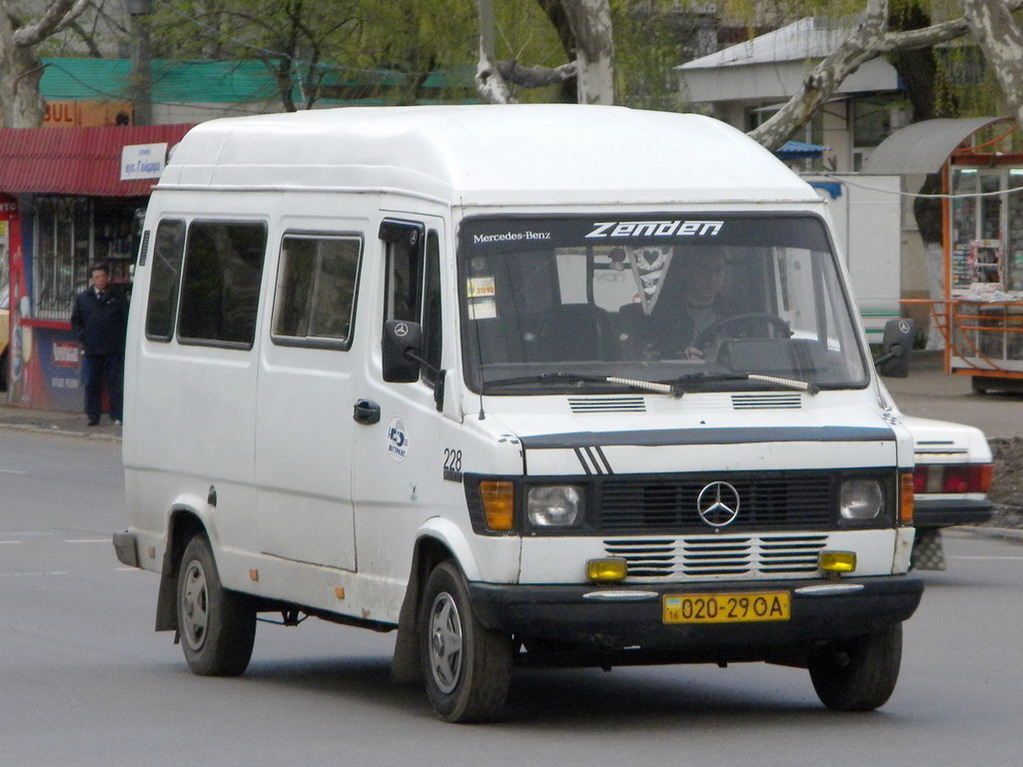 Одесская область, Mercedes-Benz T1 208D № 228