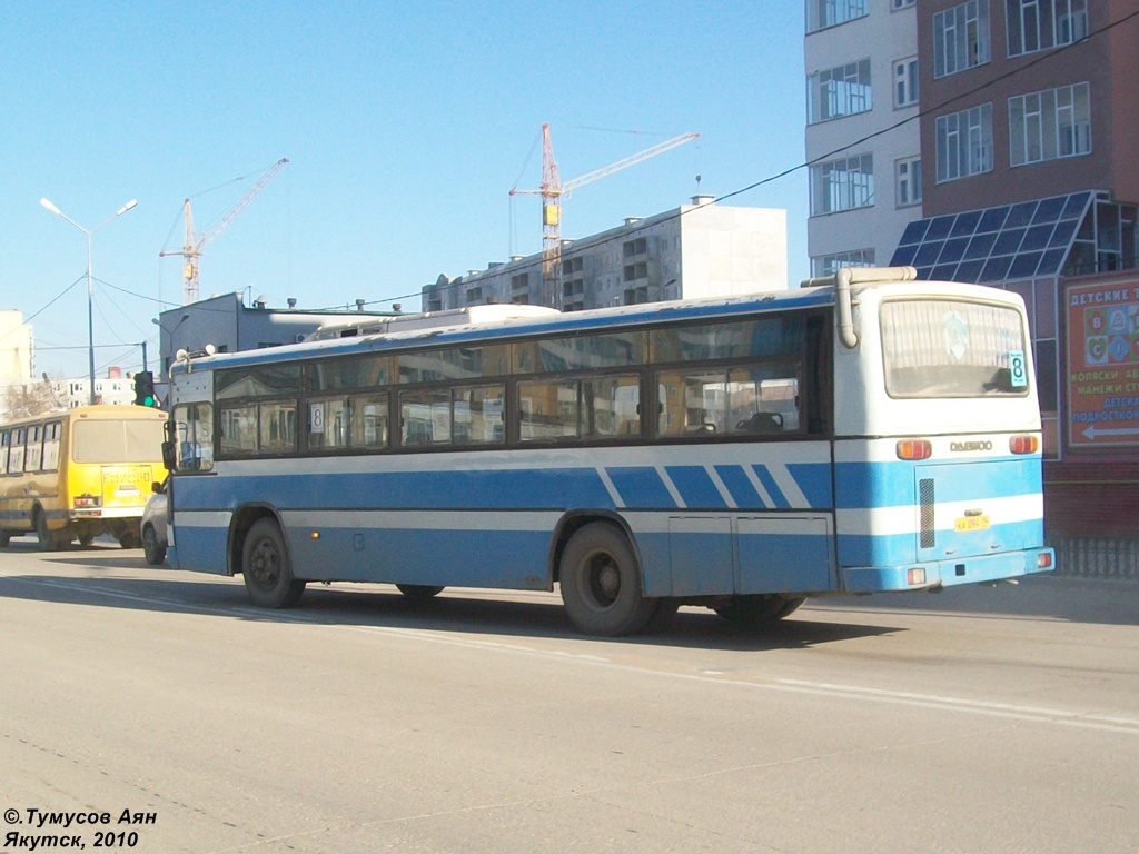 Саха (Якутия), Daewoo BS106 Royal City (Busan) № КА 094 14; Саха (Якутия), ПАЗ-3205-110 № Е 976 ВО 14