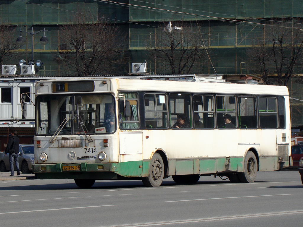 Санкт-Петербург, ЛиАЗ-5256.25 № 7414