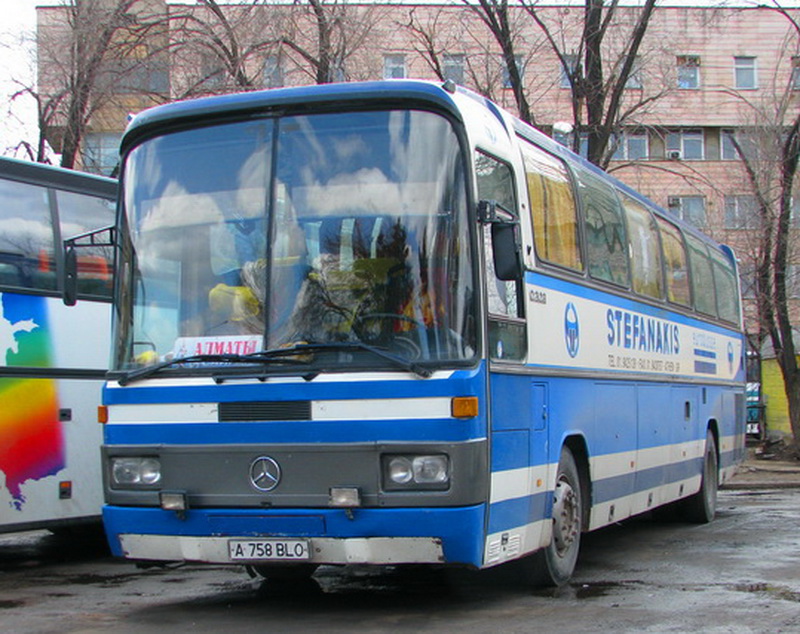 Mercedes Benz o303