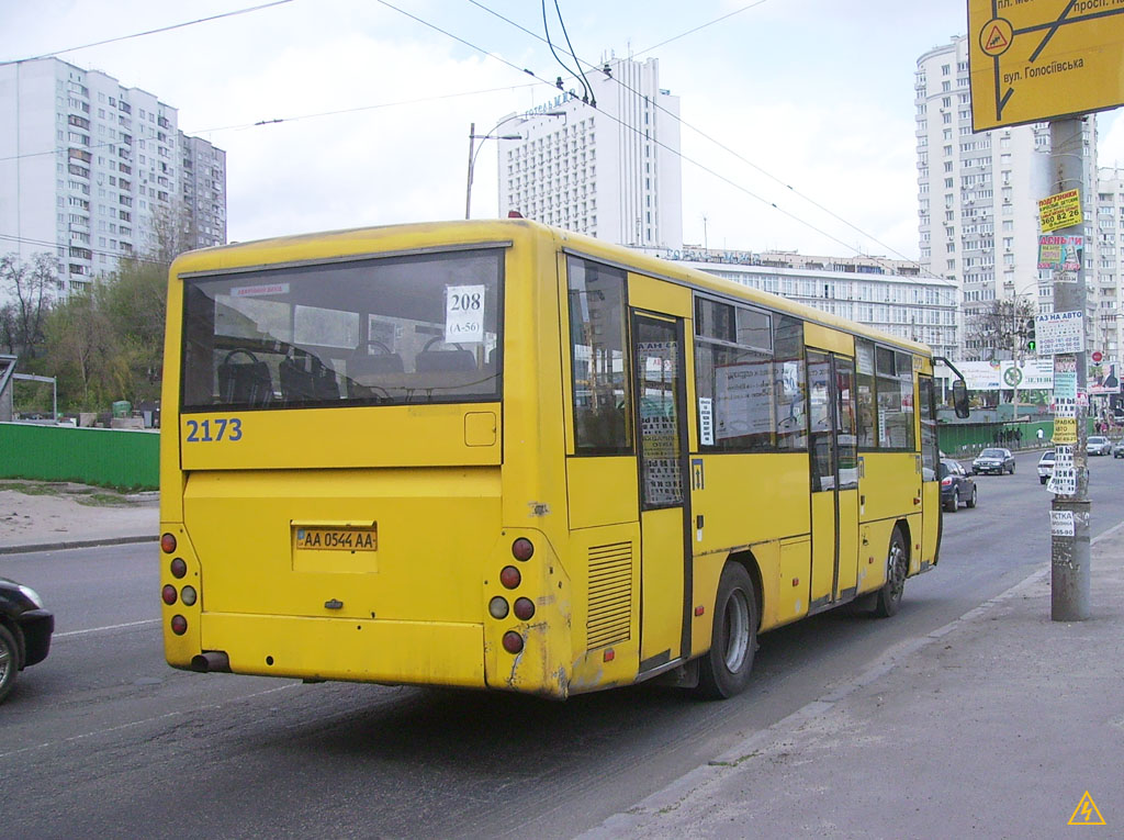 Kijev, Bogdan A1445 sz.: 2173