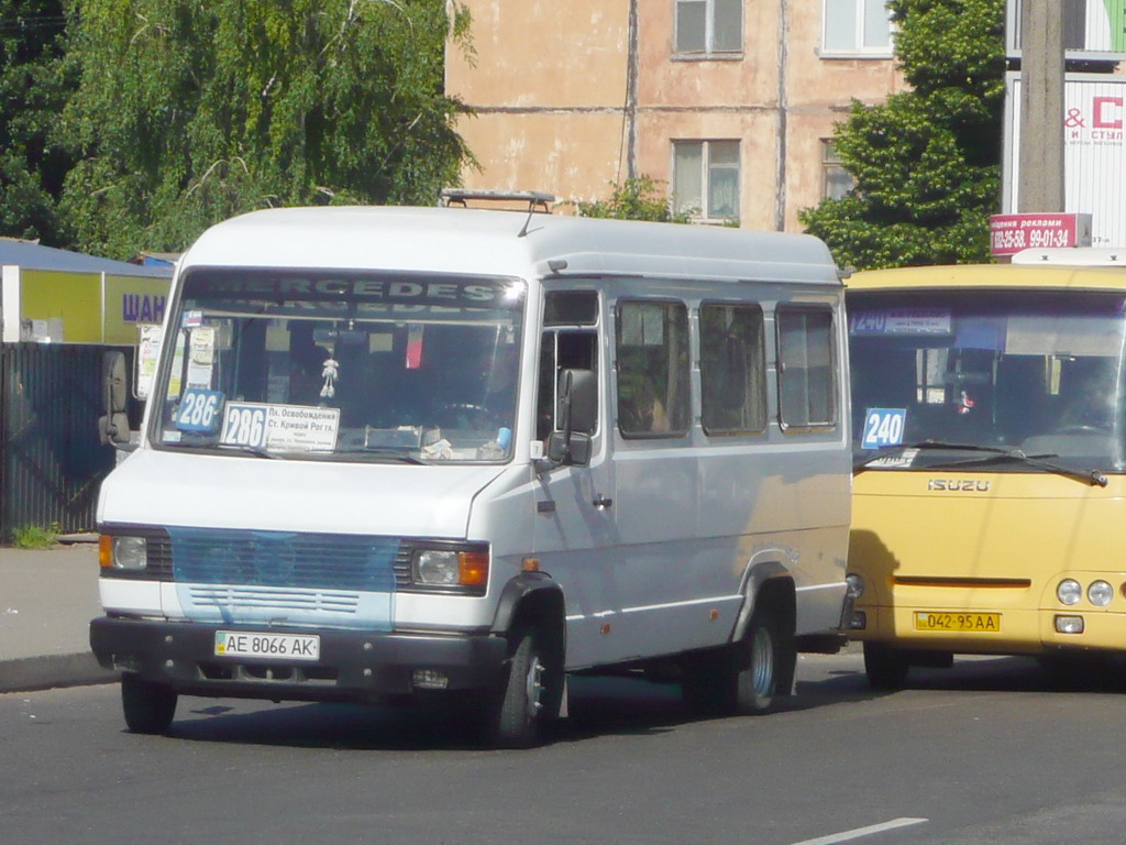 Днепропетровская область, Mercedes-Benz T2 508D № AE 8066 AK