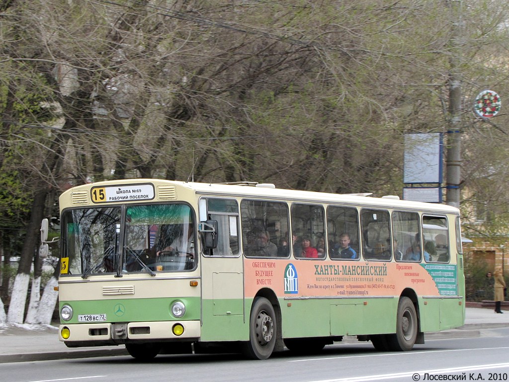 Tyumenyi terület, Mercedes-Benz O307 sz.: Т 128 ВС 72