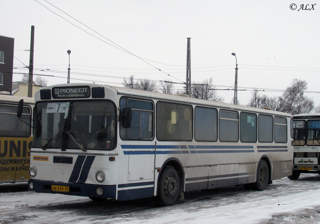 Belgorod region, Mercedes-Benz O307 # АВ 614 31