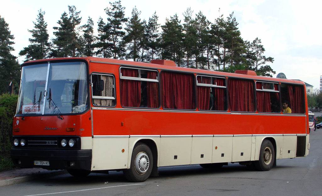 Kharkov region, Ikarus 250.95 Nr. AX 3324 AC