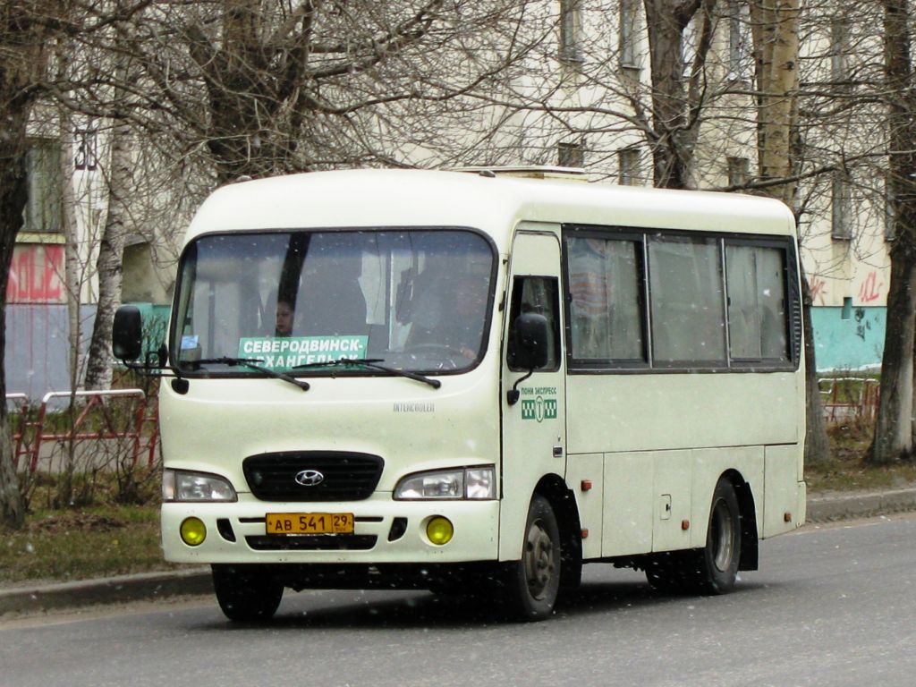 Архангельская область, Hyundai County SWB C08 (РЗГА) № АВ 541 29