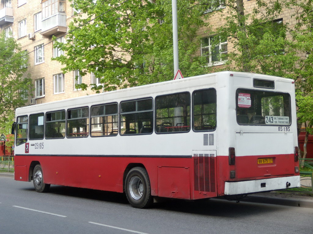 Москва, Mercedes-Benz O325 № 05195