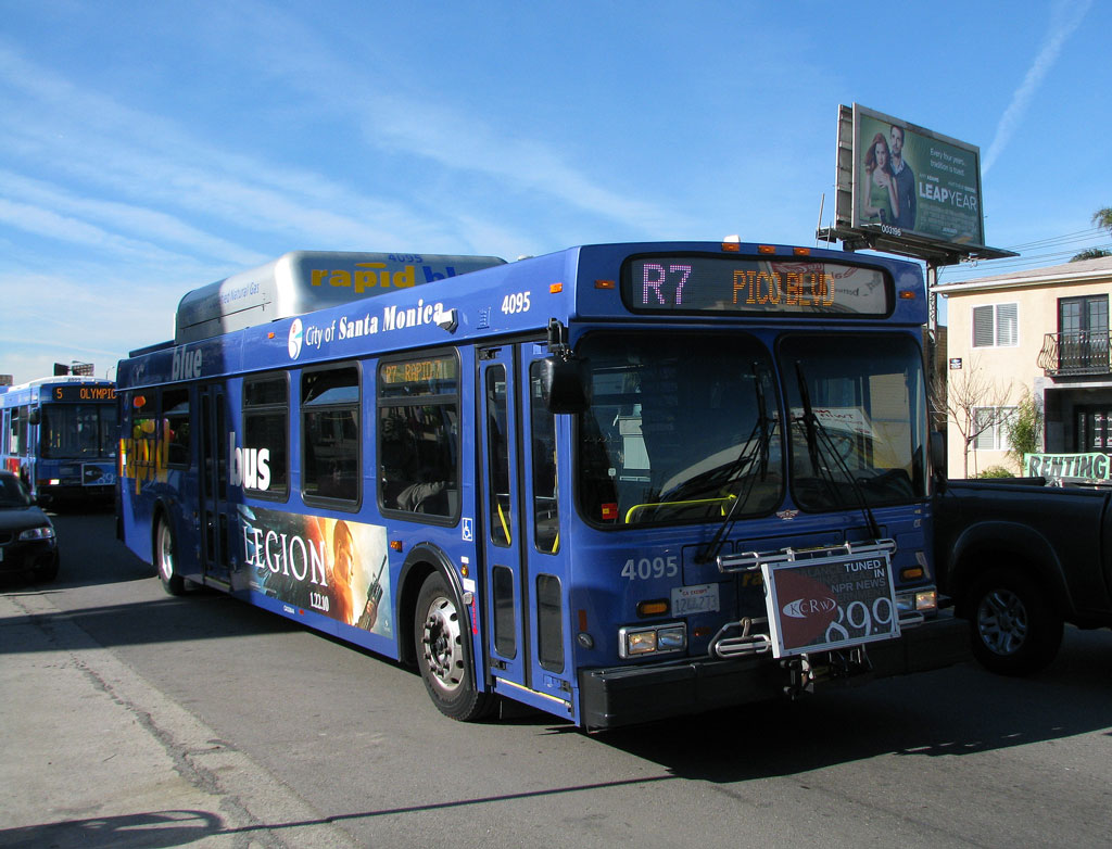 США, New Flyer L40LF № 4095