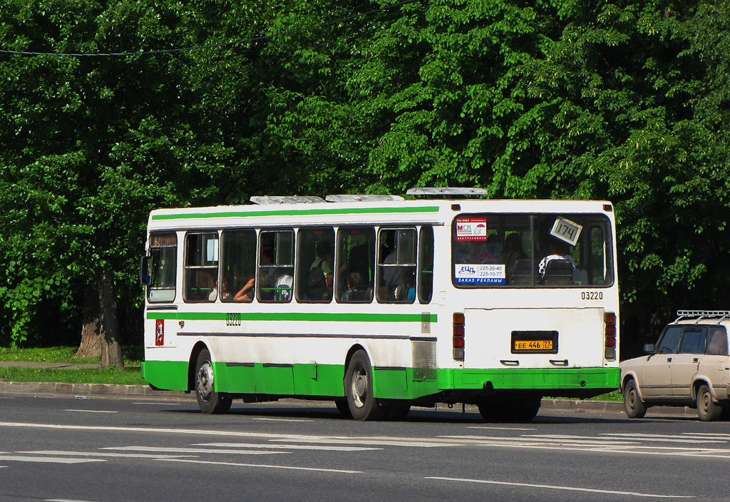 Москва, ЛиАЗ-5256.25 № 03220