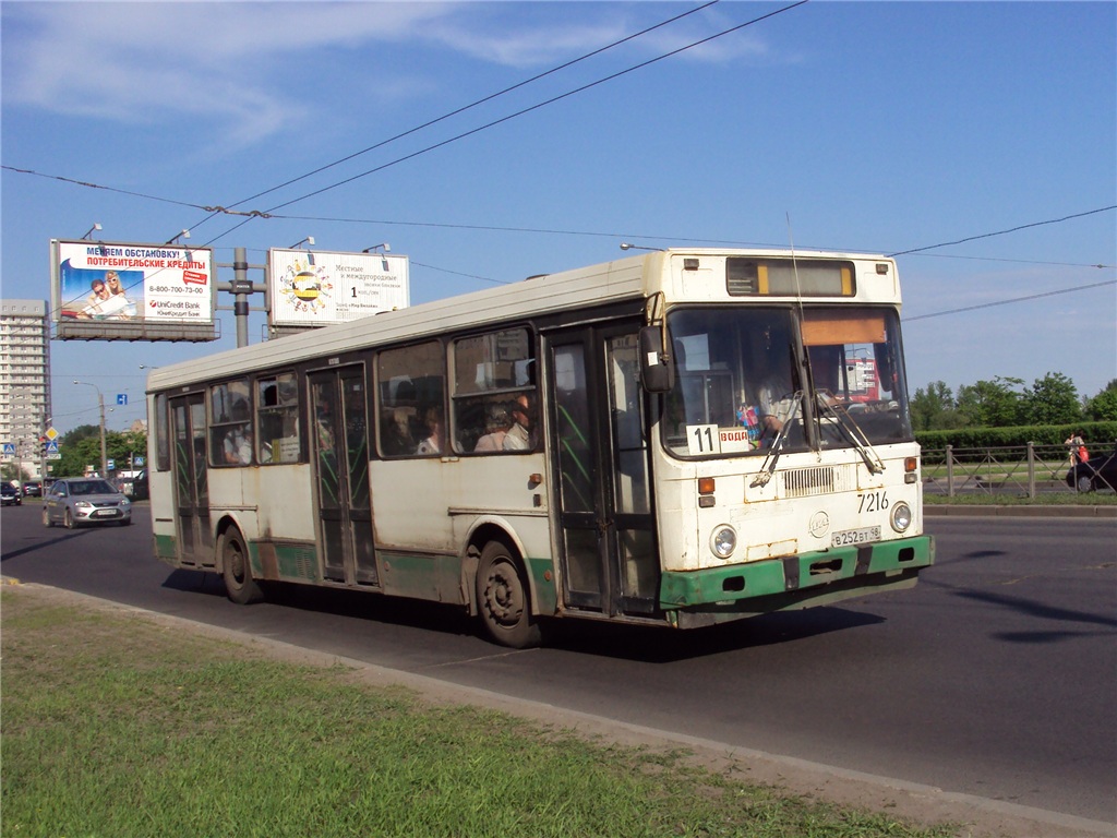 Санкт-Петербург, ЛиАЗ-5256.25 № 7216