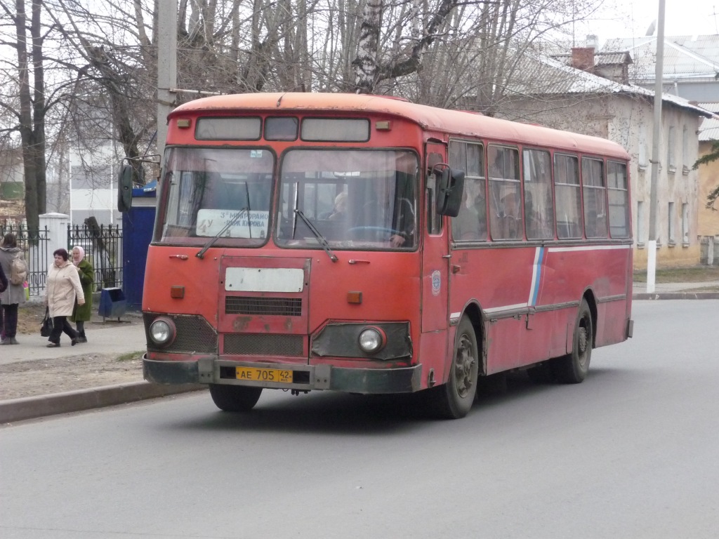 Кемеровская область - Кузбасс, ЛиАЗ-677М № АЕ 705 42