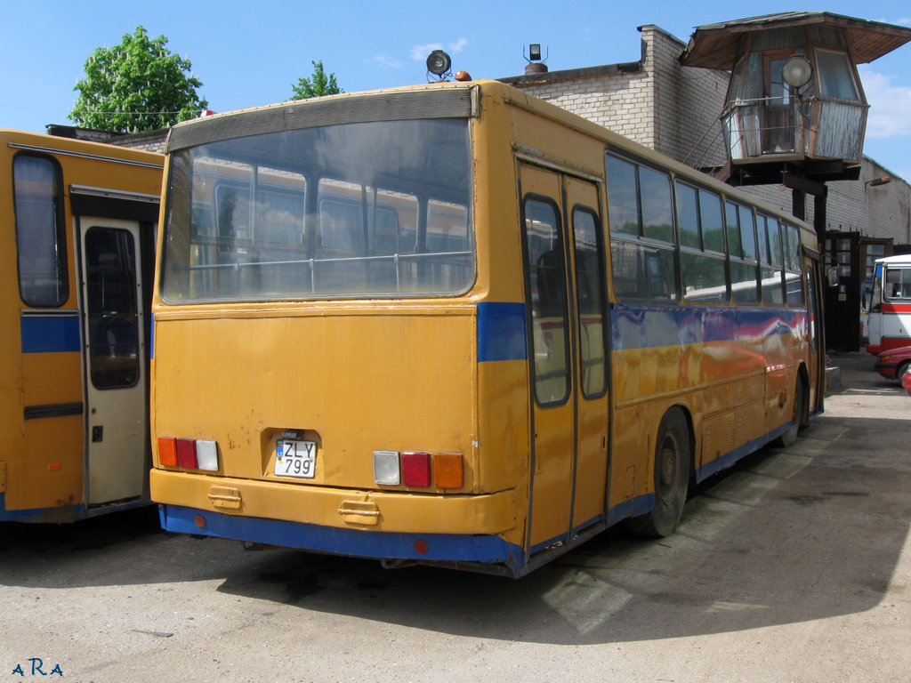 Литва, Ikarus 260.27 № 70