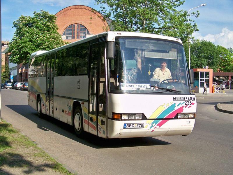 Λιθουανία, Neoplan N316Ü Transliner # 235