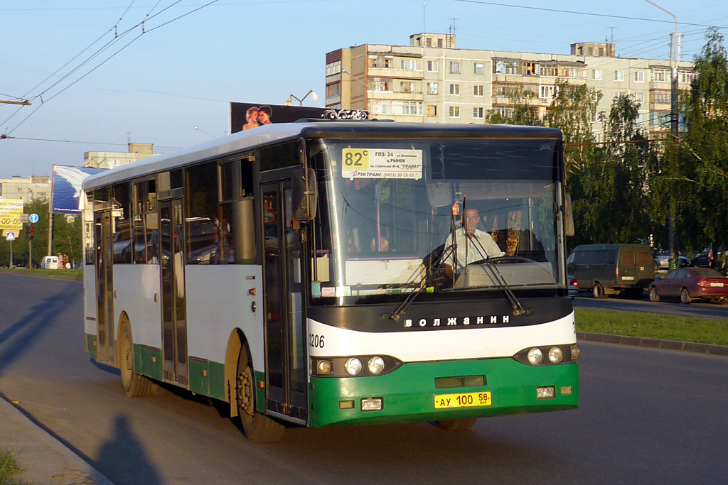 Пензенская область, Волжанин-5270-10-04 № 3206