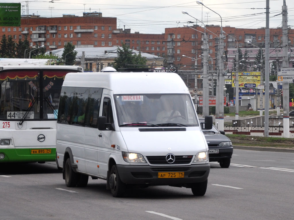 Тульская область, 904.663 (Mercedes-Benz Sprinter 413CDI) № АР 725 71; Тульская область, ЛиАЗ-5256.45 № 275