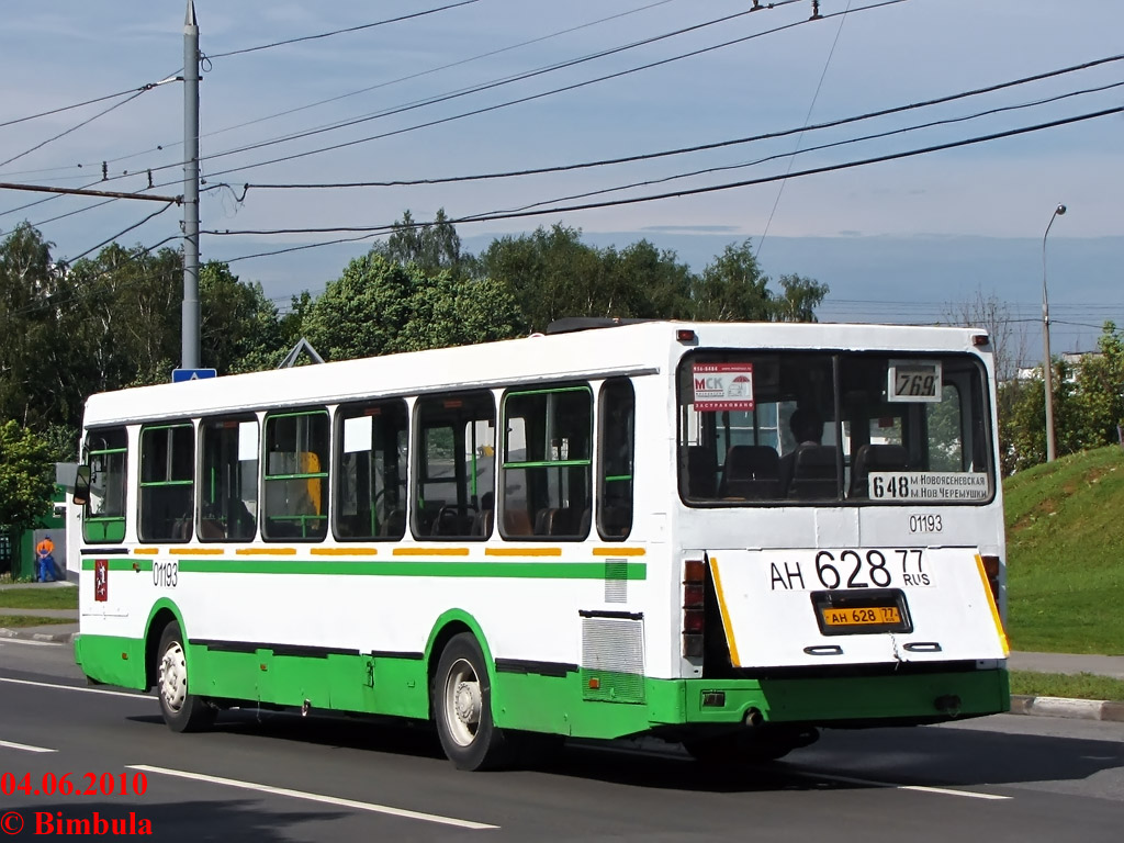 Moskva, LiAZ-5256.25 č. 01193