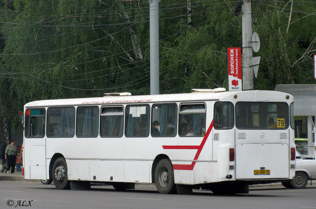 Воронежская область, Mercedes-Benz O307 № АА 888 36